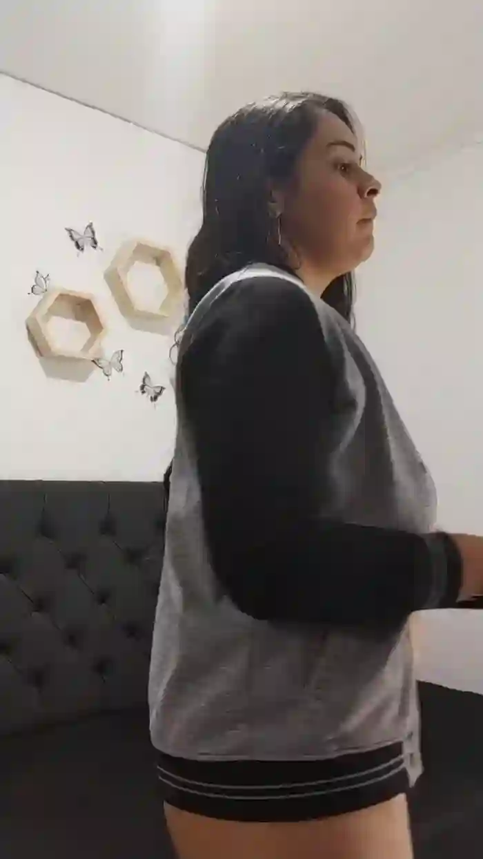 natashahot26