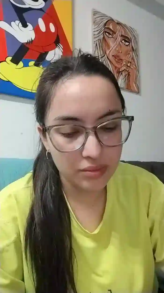 Latinaakita4