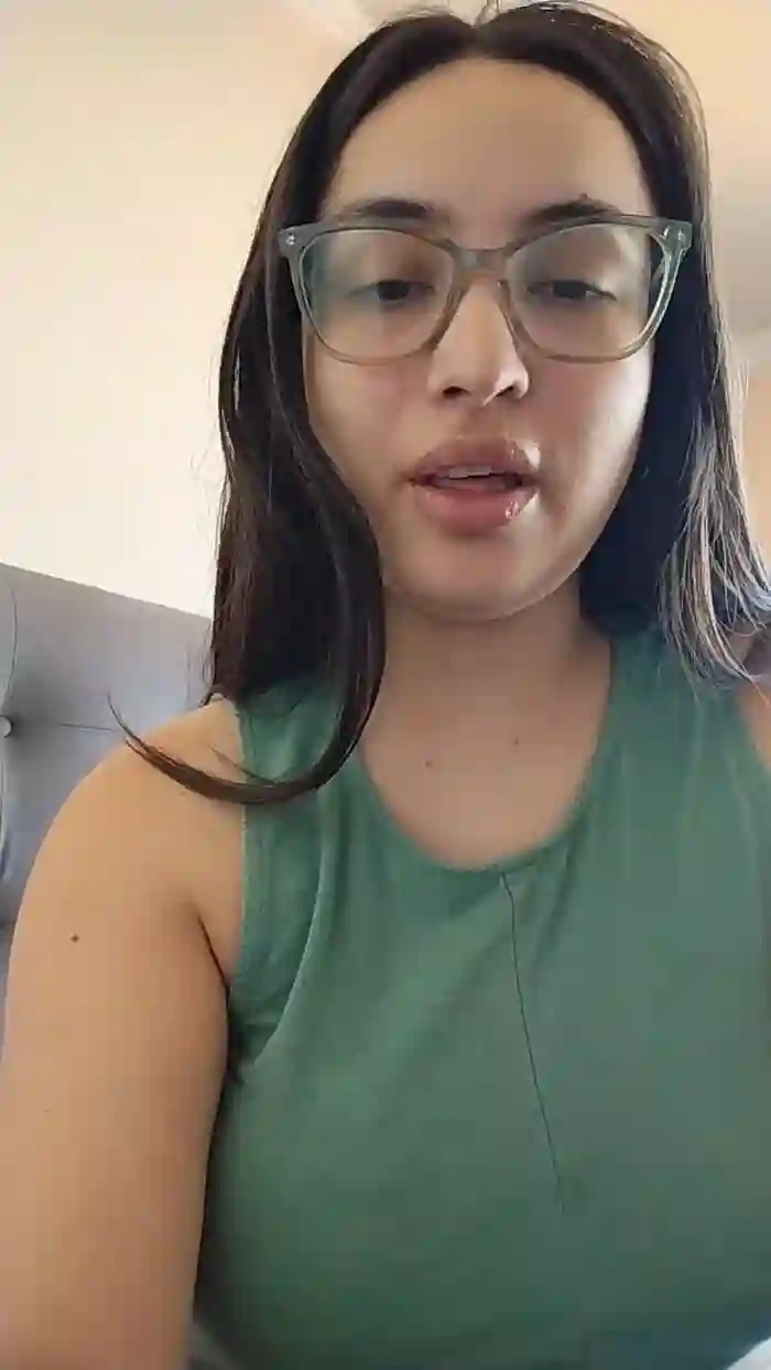 Latinaakita4
