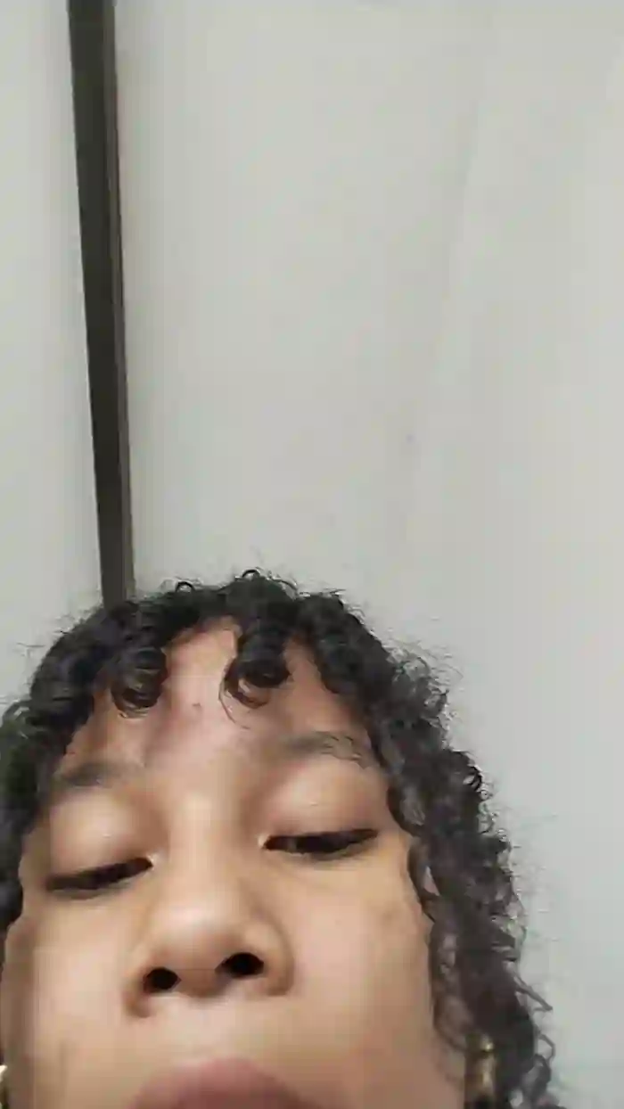 Queen_FullPee