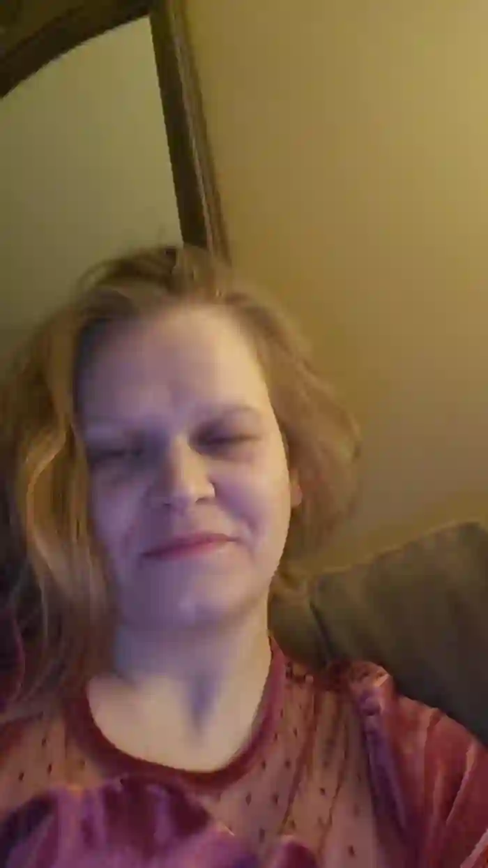 HoneyWolfxoxo