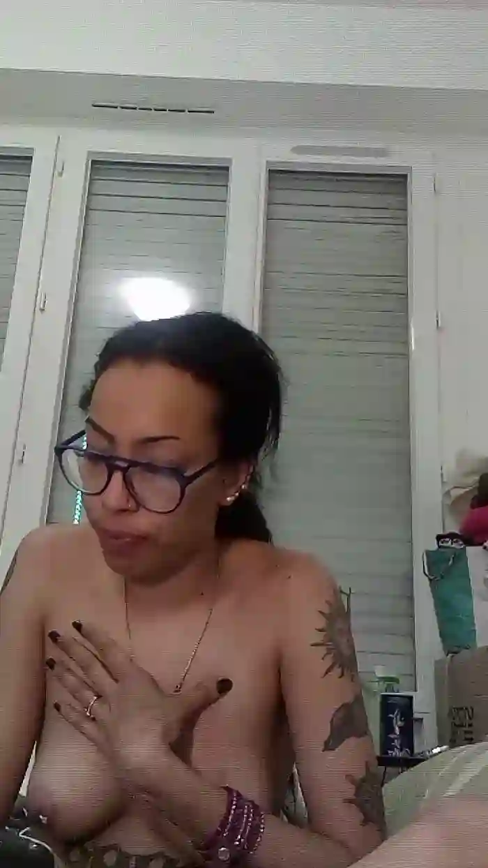 elleblue_sexy