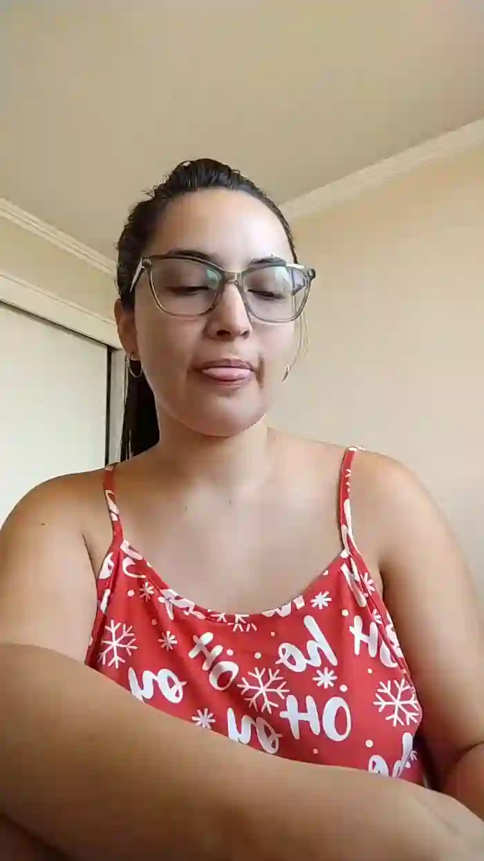 Latinaakita4