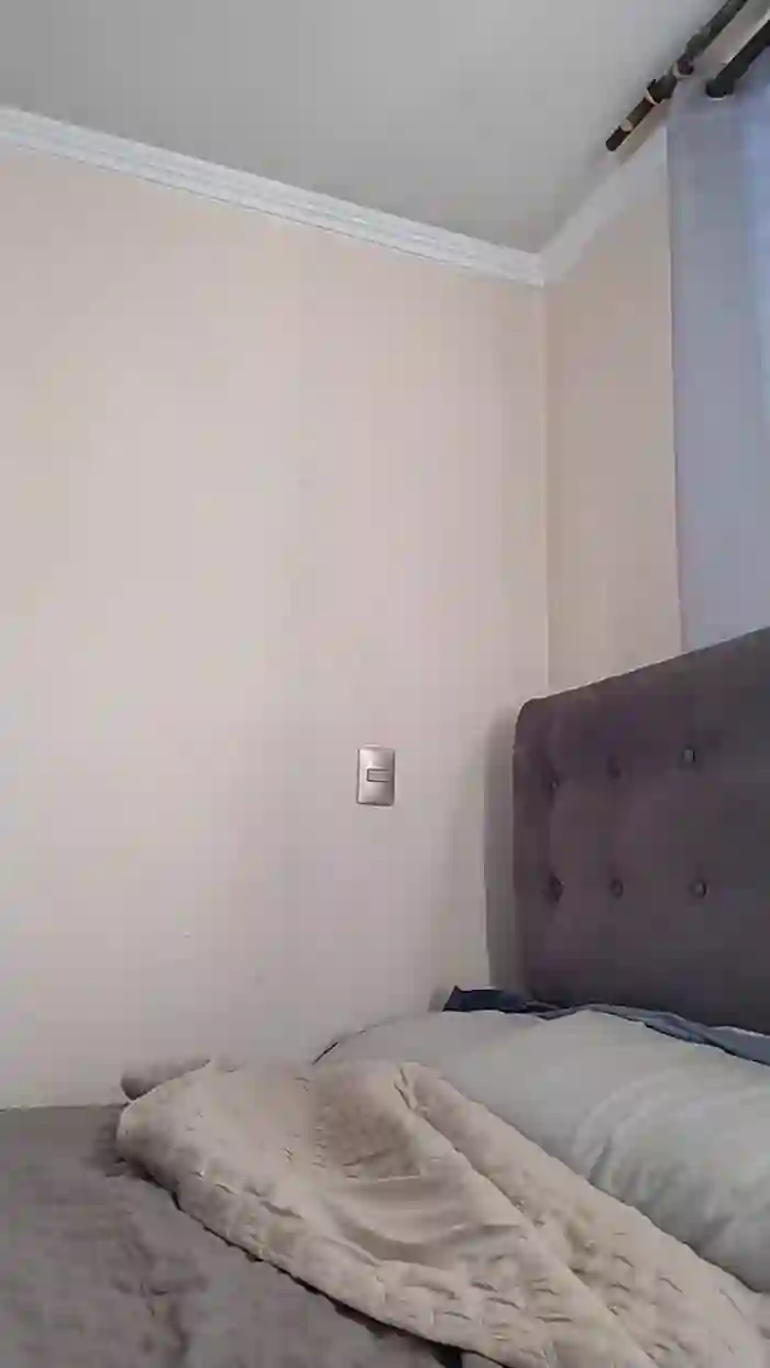 Latinaakita4