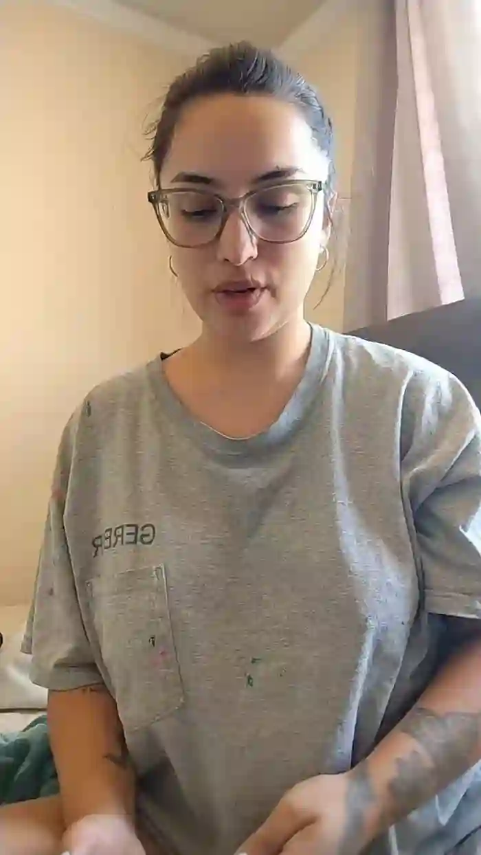 Latinaakita4