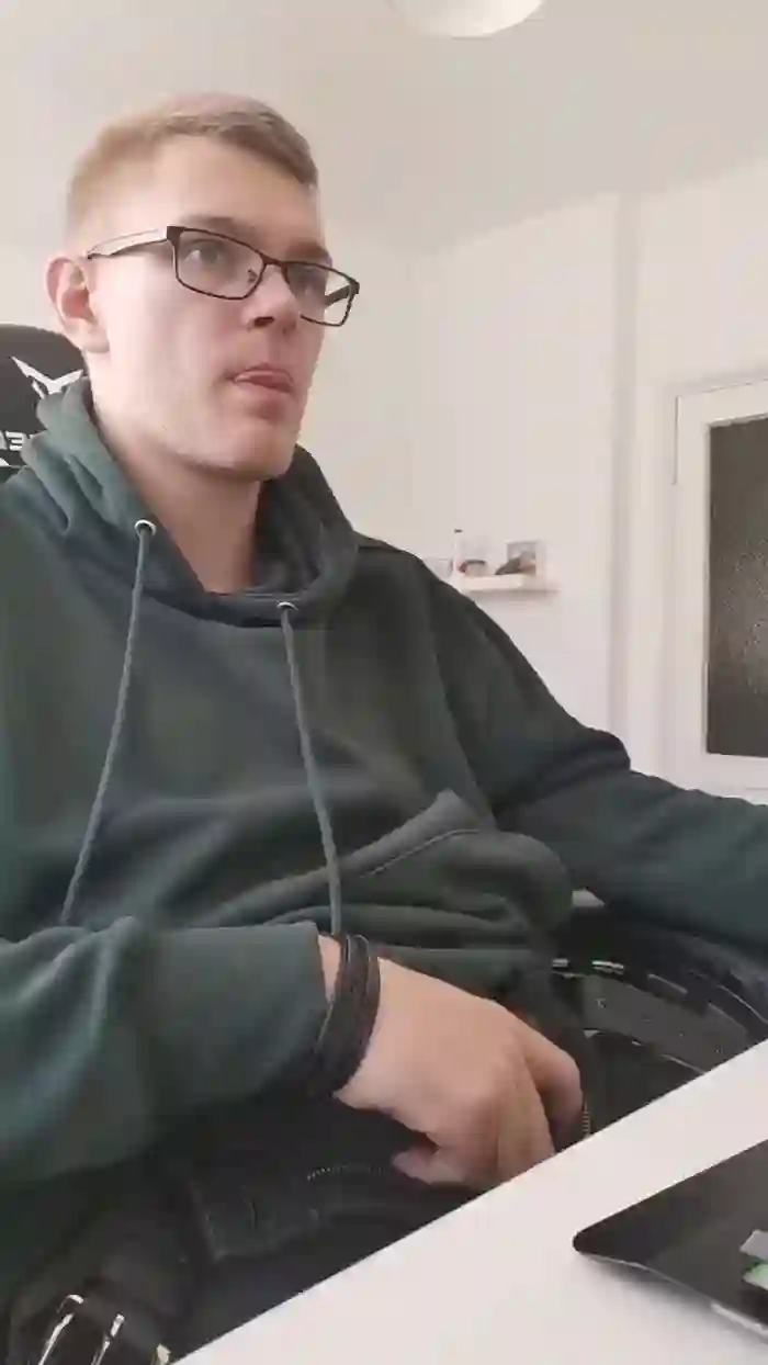 Aleex325