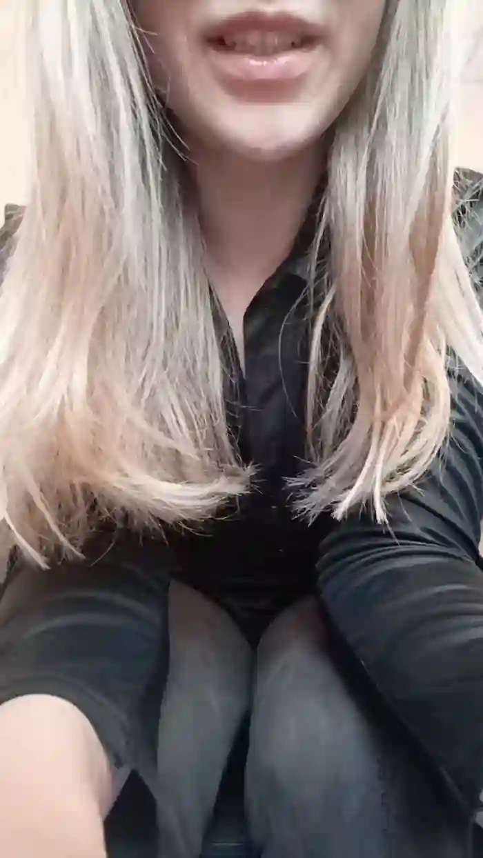dzinblondi