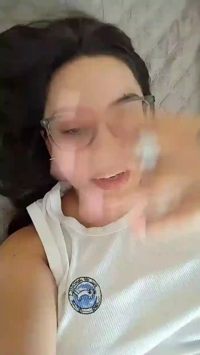 Latinaakita4