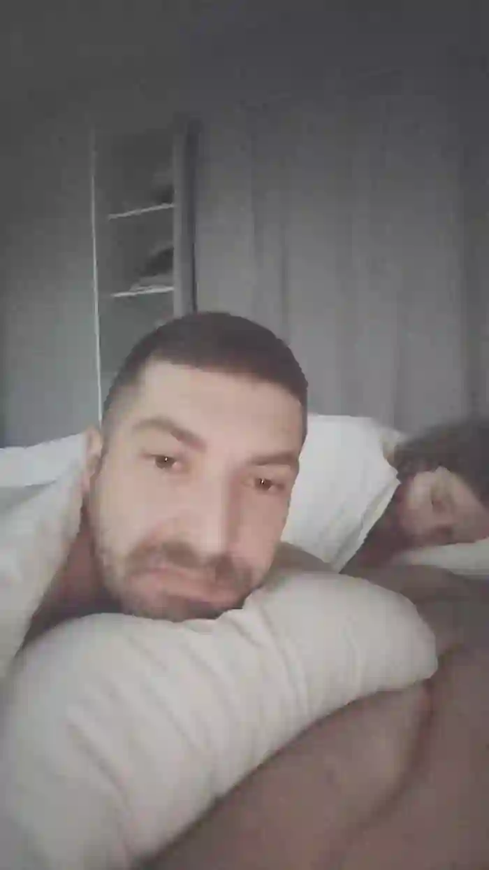 Jeunecouple3227