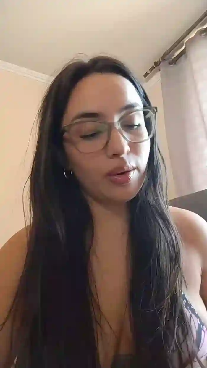 Latinaakita4