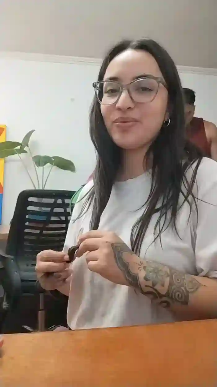 Latinaakita4