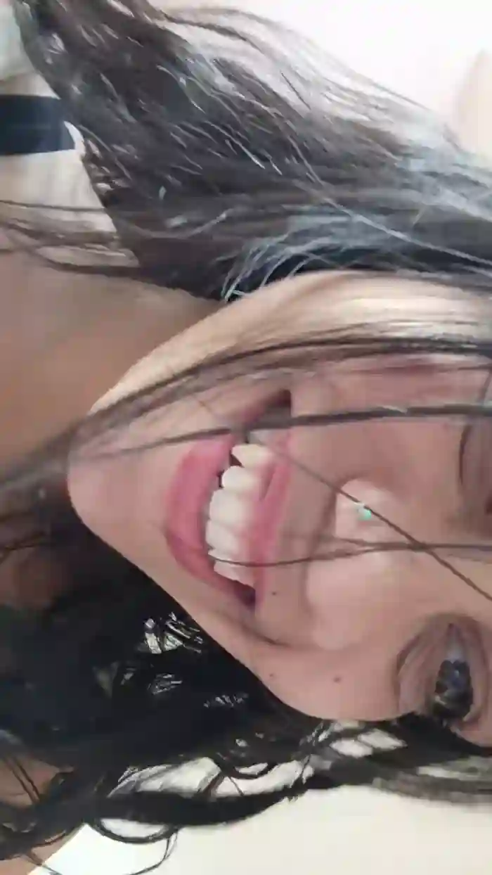 sweet_scarlett_