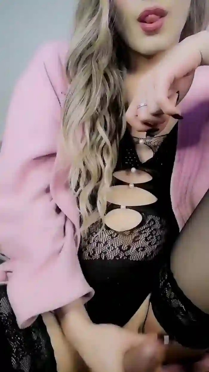 Karendolly8