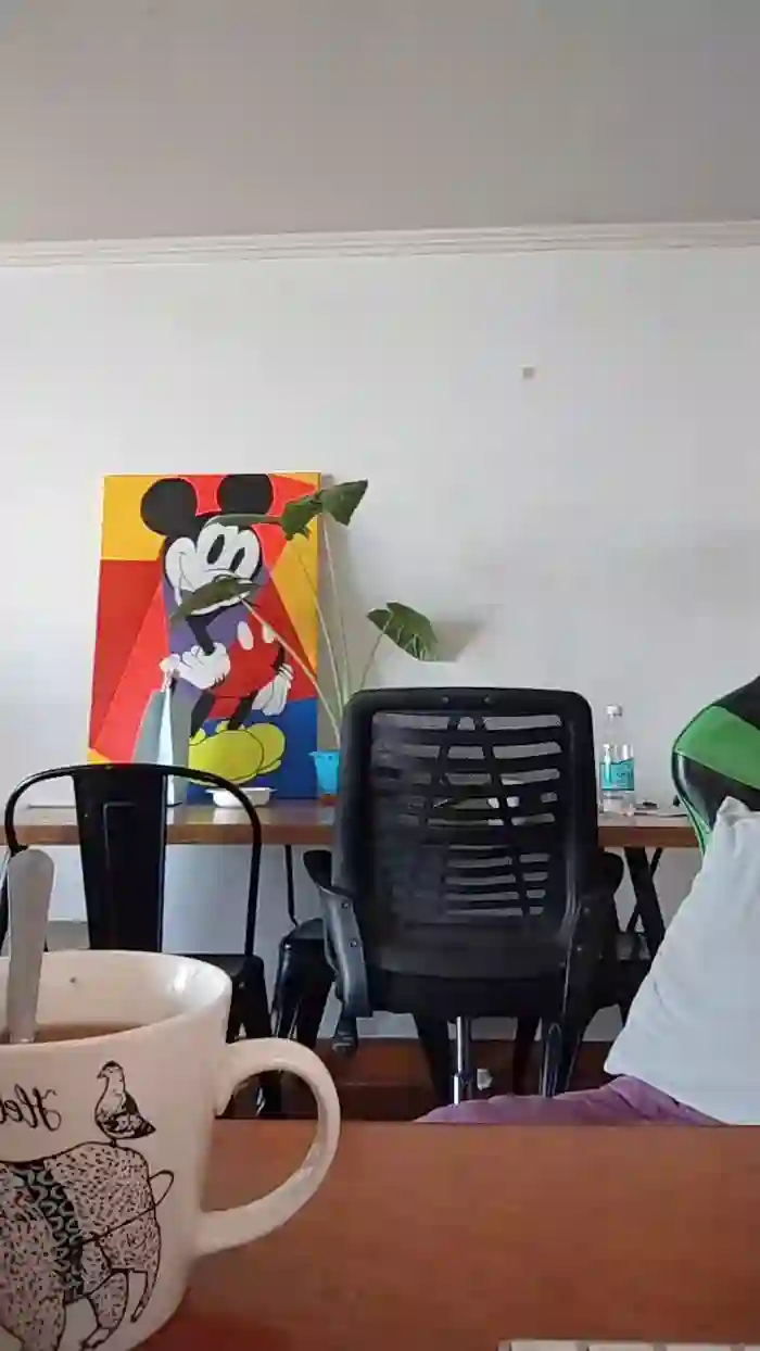 Latinaakita4