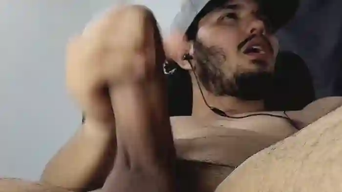 Aaronhot3325