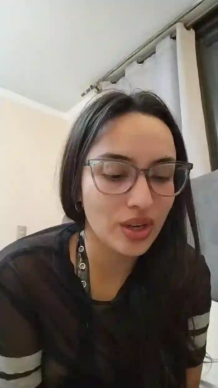 Latinaakita4