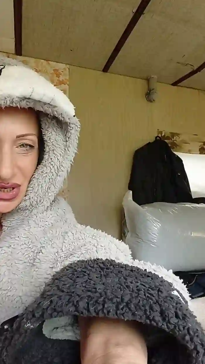 Hotledy69