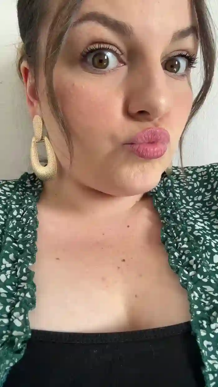 whitequeen_xxx