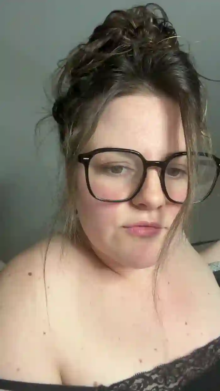 whitequeen_xxx