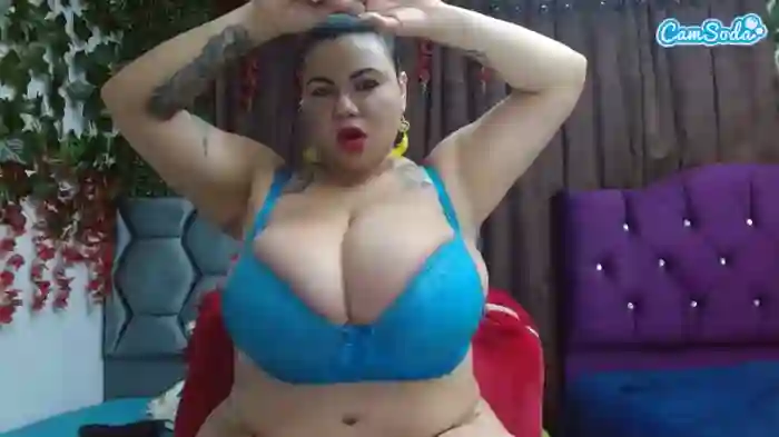 wonderfulltitys-mia