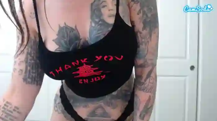 iamjuliabond