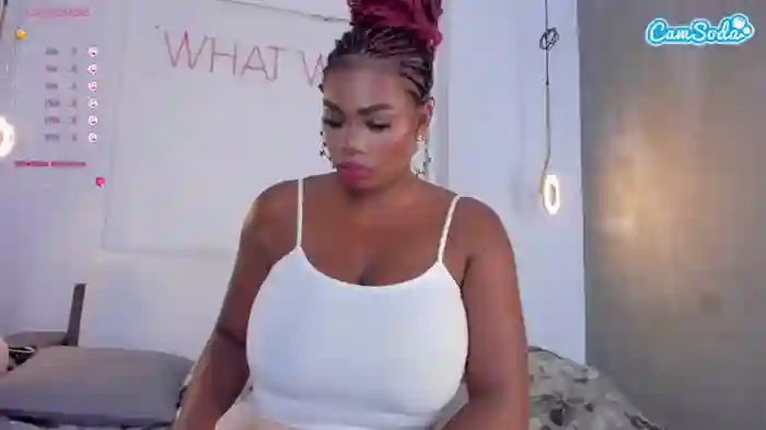 huge-boobs-ebony