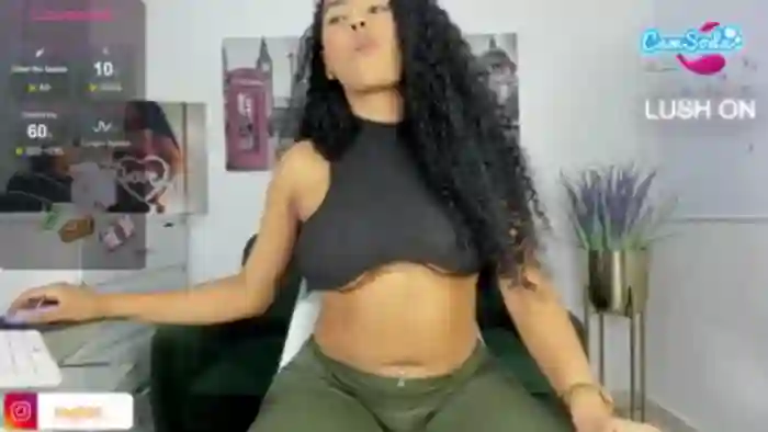 naomixjones