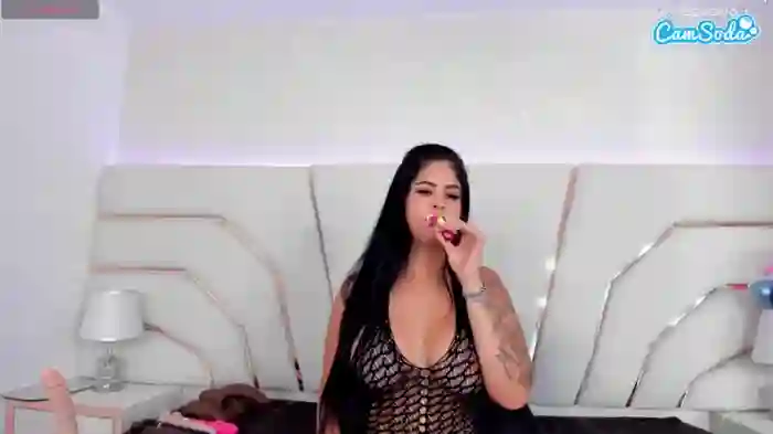 kaity-layne