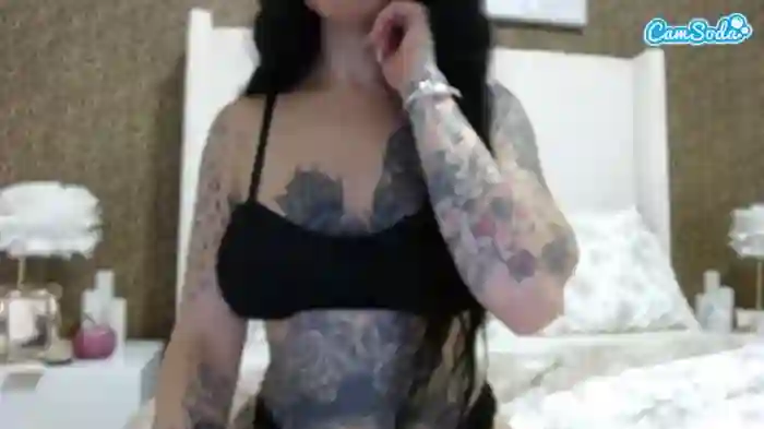 iamjuliabond