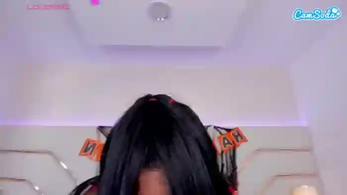 kaity-layne