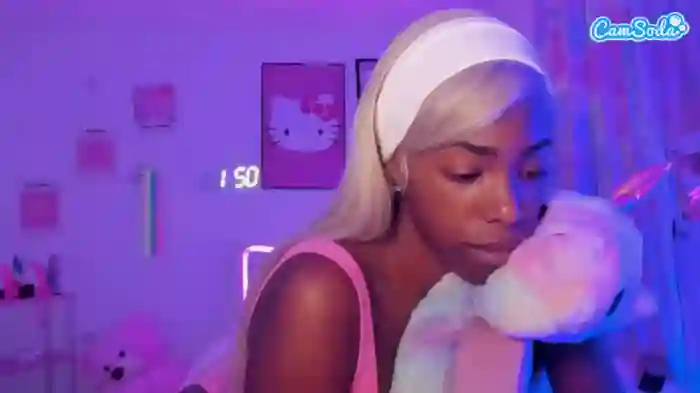 naomisimone