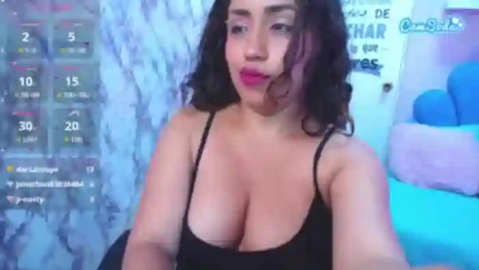 cristal-horny19