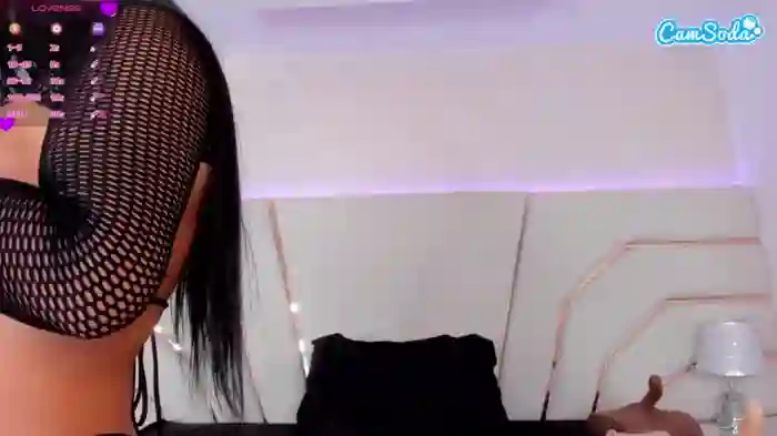 kaity-layne