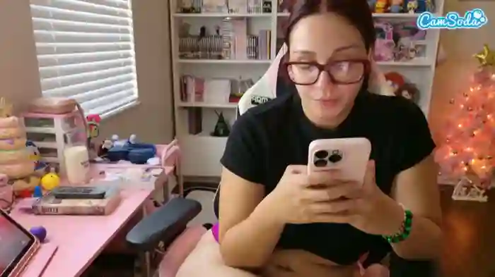 hotpinkcheeto