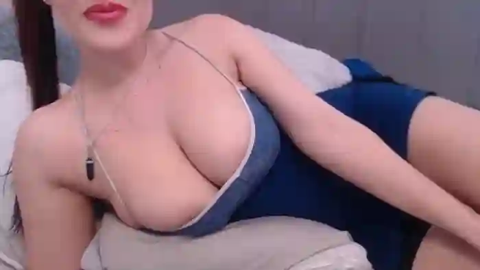 18KittenSquirt