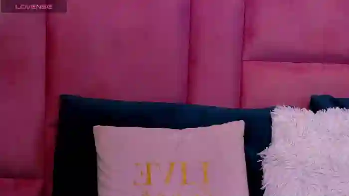 AttractiveReese