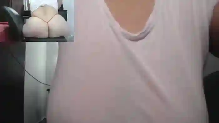 zoe_hot