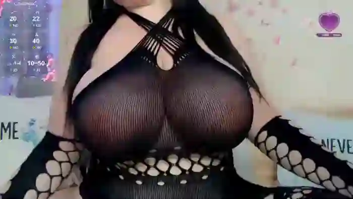 BustySquirt_Dina