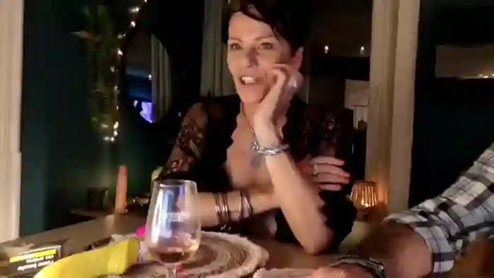 frau_nina
