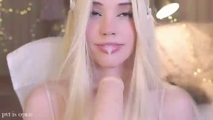 naughty_tweety