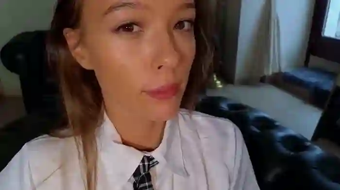 _demi_dee_