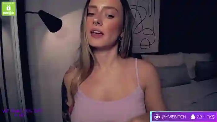 yvie_