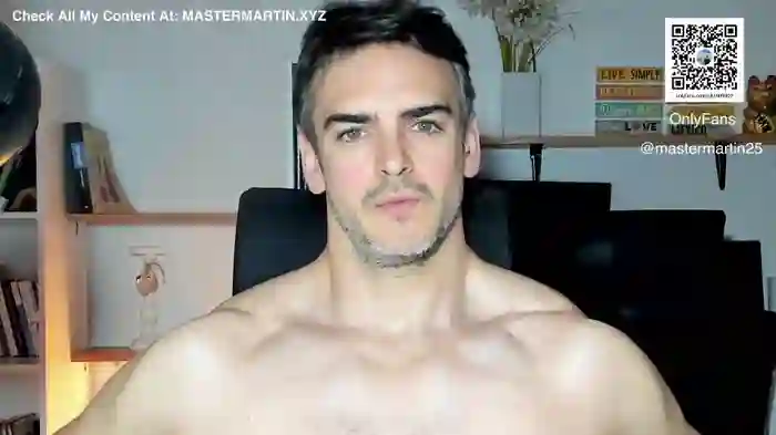 hot_martin25