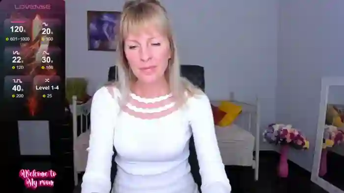 anita_tayson