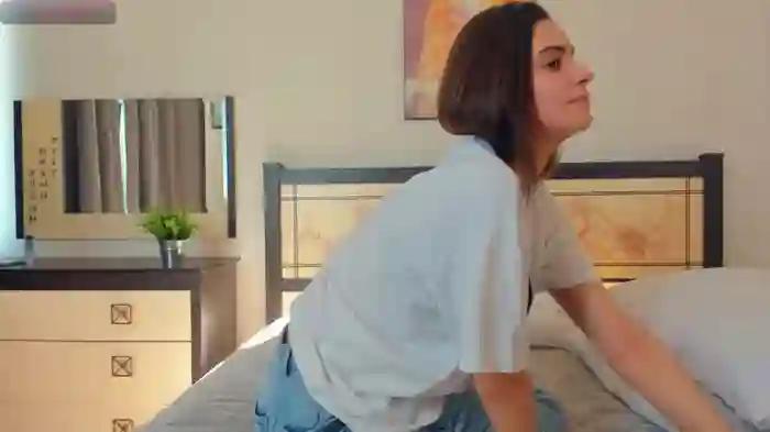 sia_lovely_