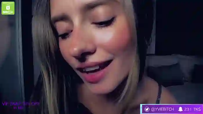 yvie_
