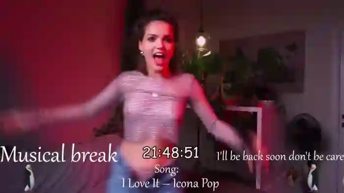emiliacourtney