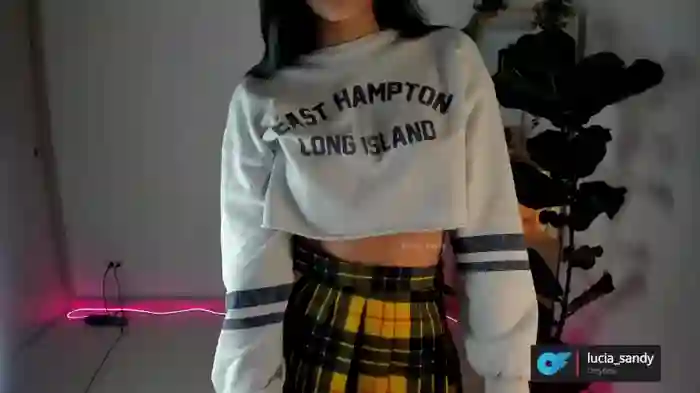 lucia_sandy