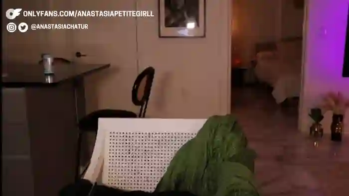 anastasiapetitegirll