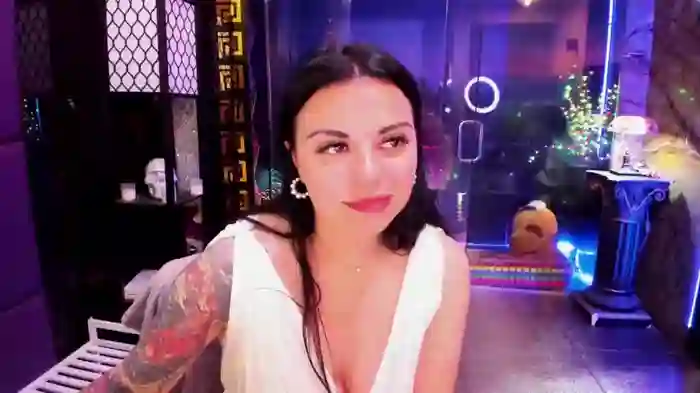 alma_pearl